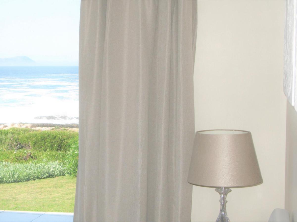 Beachfront House - Hermanus Whale View Βίλα Εξωτερικό φωτογραφία